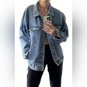 Vintage oversized jean jacket size: Large